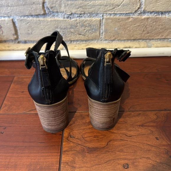 Franco Sarto Black Leather Strappy Heeled Sandals - Picture 3 of 4